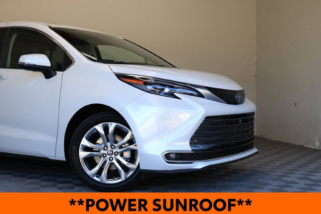 2024 Toyota Sienna Platinum