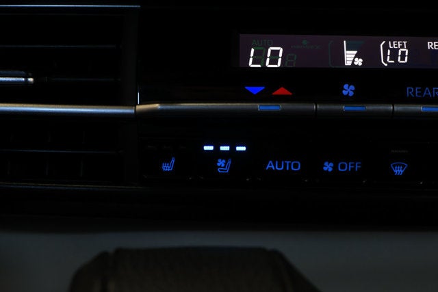 2024 Toyota Sienna Platinum
