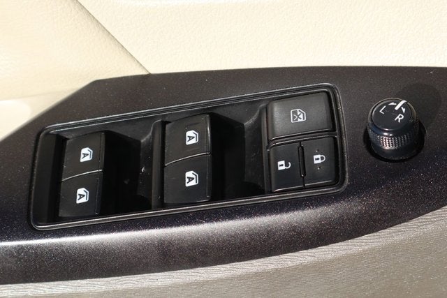 2017 Toyota Sienna LE