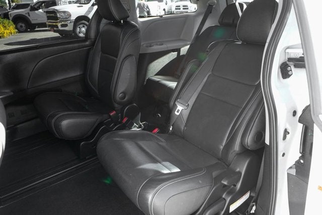 2016 Toyota Sienna SE