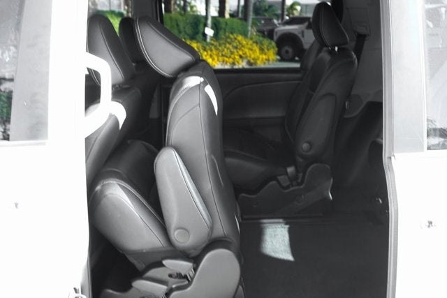 2016 Toyota Sienna SE