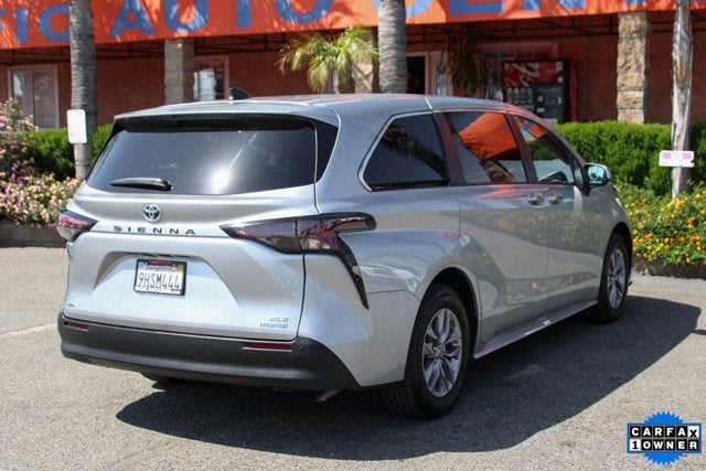 2023 Toyota Sienna XLE