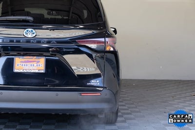 2023 Toyota Sienna XLE