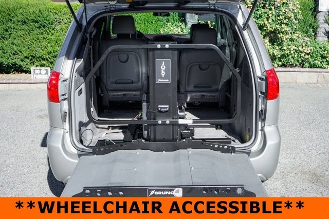 2007 Toyota Sienna XLE