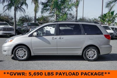2007 Toyota Sienna XLE