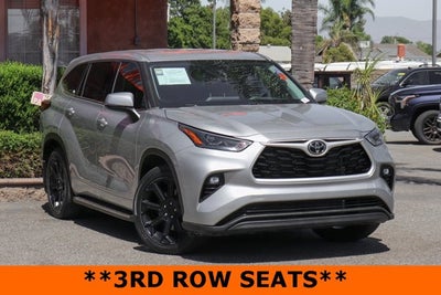 2022 Toyota Highlander LE