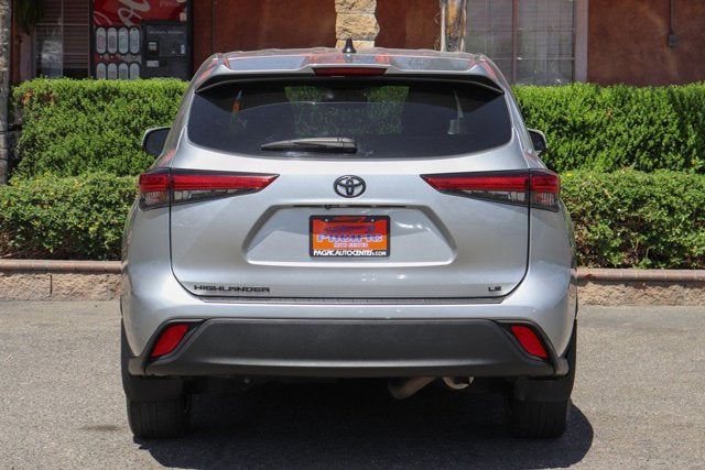 2022 Toyota Highlander LE