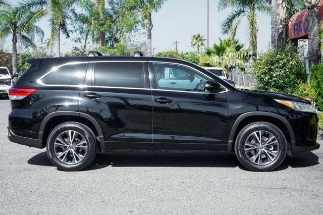 2017 Toyota Highlander LE