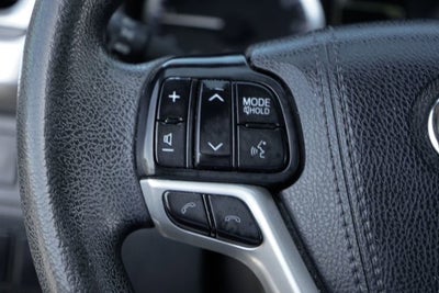 2017 Toyota Highlander LE