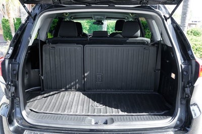 2017 Toyota Highlander LE