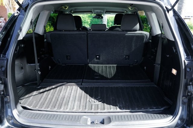 2017 Toyota Highlander LE