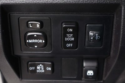 2016 Toyota Tundra SR5