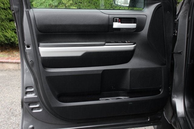 2015 Toyota Tundra SR5