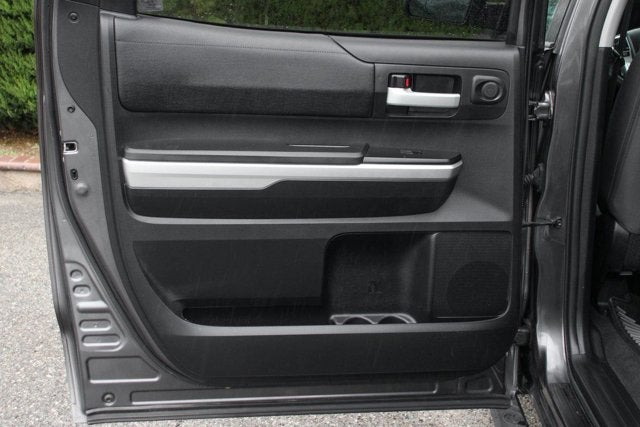 2015 Toyota Tundra SR5