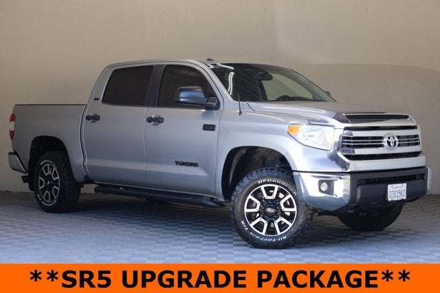 2017 Toyota Tundra 4WD SR5