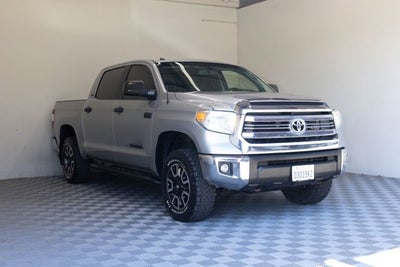 2017 Toyota Tundra 4WD SR5