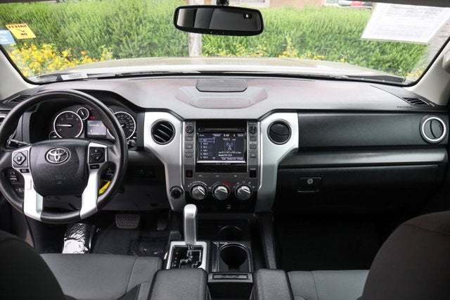 2015 Toyota Tundra SR5