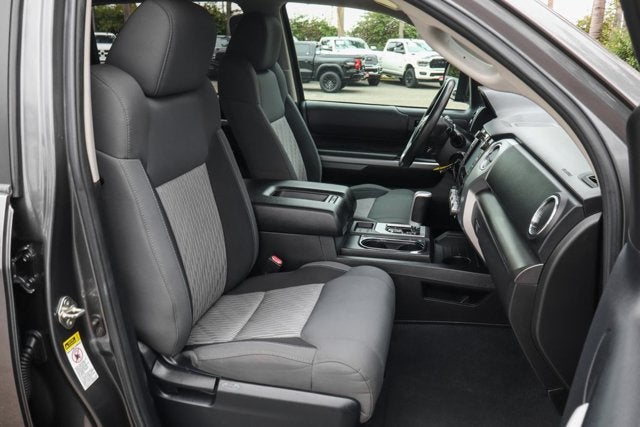 2015 Toyota Tundra SR5