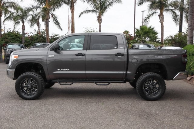 2015 Toyota Tundra SR5