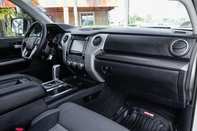 2017 Toyota Tundra SR5