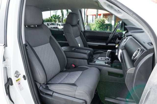 2017 Toyota Tundra SR5