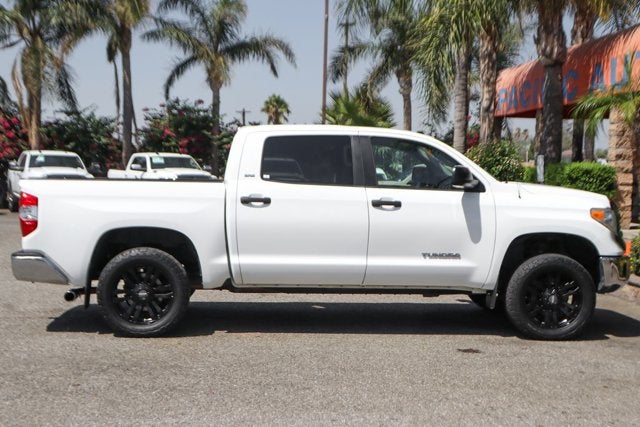 2015 Toyota Tundra SR5
