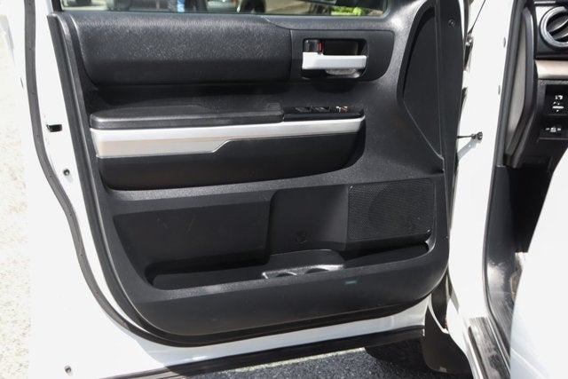 2015 Toyota Tundra SR5