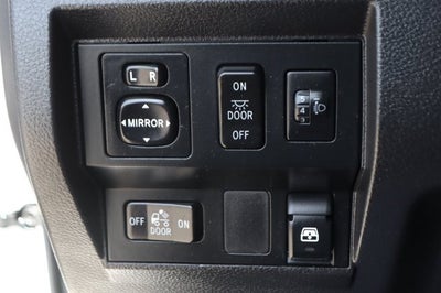 2015 Toyota Tundra SR5