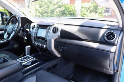 2017 Toyota Tundra SR5