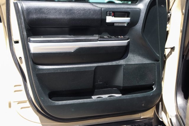 2017 Toyota Tundra SR5