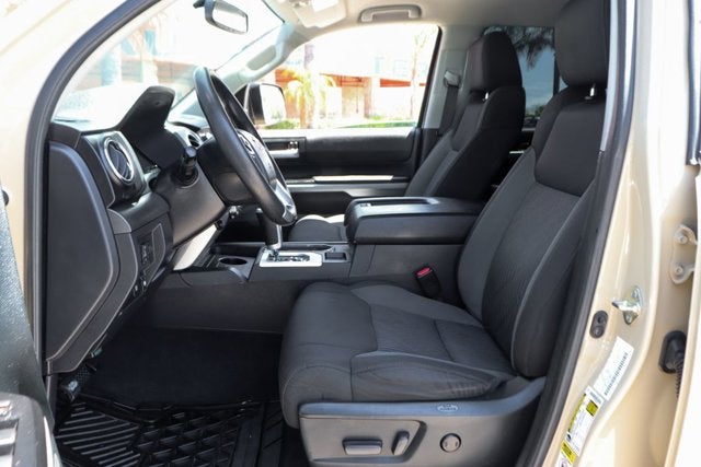 2017 Toyota Tundra SR5