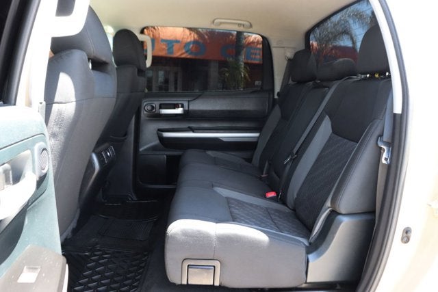 2017 Toyota Tundra SR5
