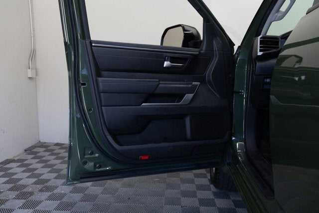 2022 Toyota Tundra 2WD SR5