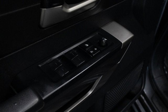 2023 Toyota Tundra 4WD SR5