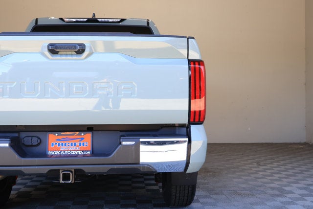 2025 Toyota Tundra 4WD SR5