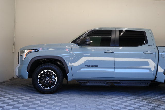2025 Toyota Tundra 4WD SR5