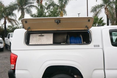 2016 Toyota Tacoma SR