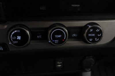 2016 Toyota Tacoma SR