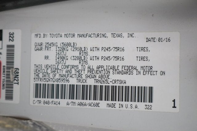 2016 Toyota Tacoma SR