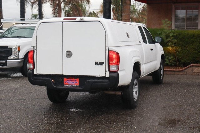 2016 Toyota Tacoma SR