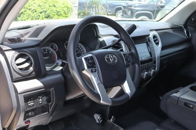 2017 Toyota Tundra SR5