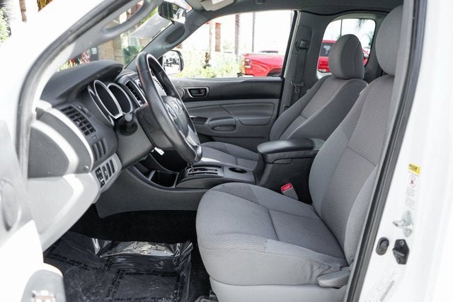 2014 Toyota Tacoma Base