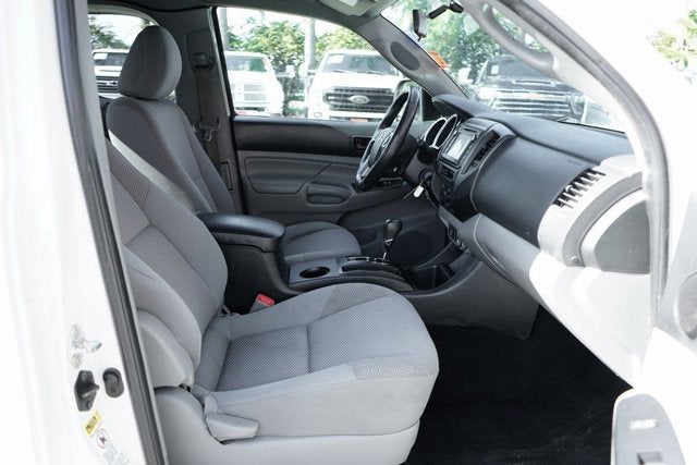 2014 Toyota Tacoma Base
