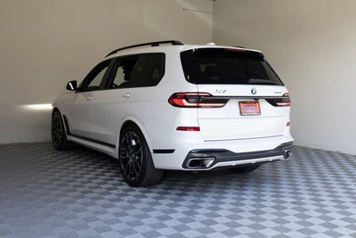 2023 BMW X7 xDrive40i