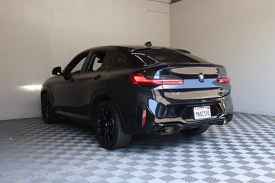 2024 BMW X4 xDrive30i