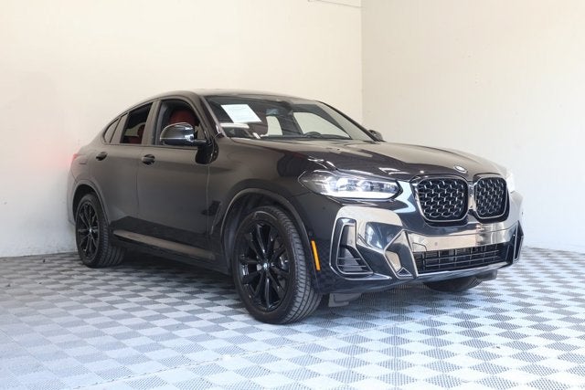 2024 BMW X4 xDrive30i