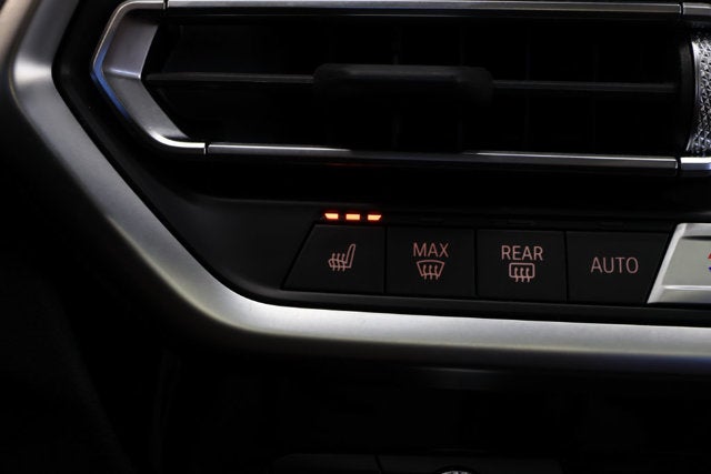 2025 BMW X4 xDrive30i