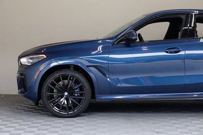 2022 BMW X6 M50i