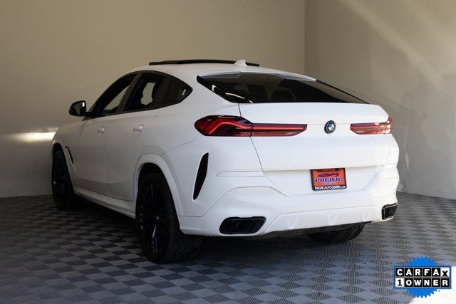 2022 BMW X6 M50i