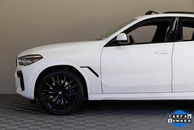 2022 BMW X6 M50i
